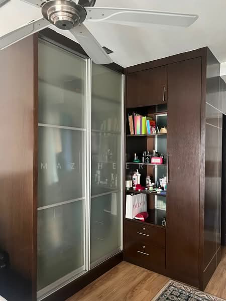 Condominium for Rent at Changkat View - Mazsheera . - Master bedroom - PropertyGuru.com.my