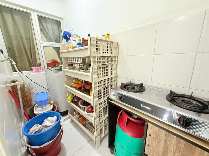 Pangsapuri untuk Dijual di Larkin Indah - Jennifer Ng - Kitchen - PropertyGuru.com.my