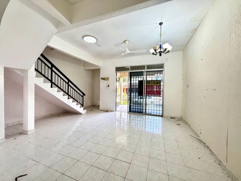 Rumah Teres 2 Tingkat untuk Dijual di Taman Cengal Utama (Paroi) - Erin Yusof - PropertyGuru.com.my