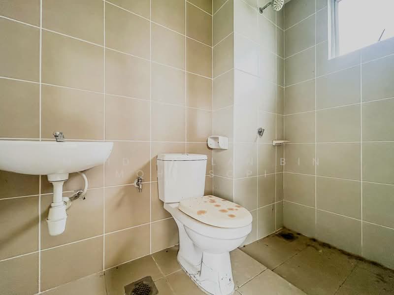 Terraced House for Sale in Kuala Selangor (Selangor) - Mohd Hazlan bin Mohd Sopi - Bathroom - PropertyGuru.com.my