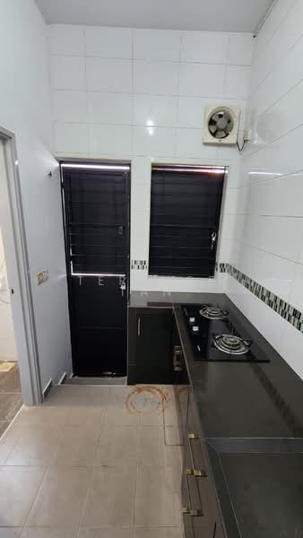 2-storey Terraced House for Rent in Taman Setia Indah (Tebrau) - Terence Tan - Kitchen - PropertyGuru.com.my