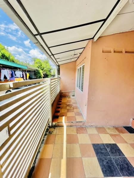 2-storey Terraced House for Sale in Salak Selatan (Kuala Lumpur) - Erin Yusof - Exterior - PropertyGuru.com.my