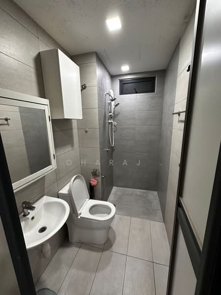 Servis Apartment untuk Disewa di KL Traders Square - Loharaj . - Bathroom - PropertyGuru.com.my
