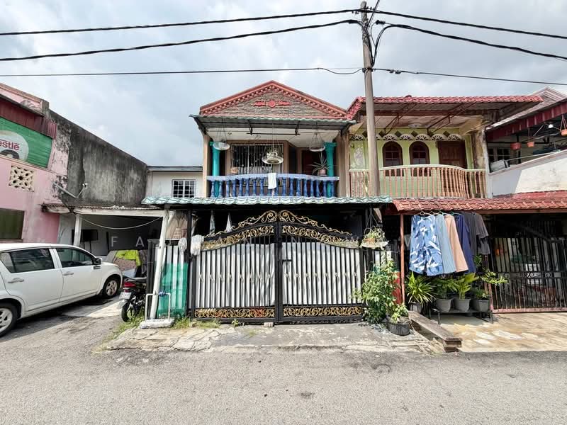 2-storey Terraced House for Sale in Taman Medan (Petaling Jaya) - Fauran Nawawi - PropertyGuru.com.my