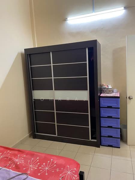 Flat for Rent at Ang Seng Mansion - Loharaj . - Bedroom - PropertyGuru.com.my