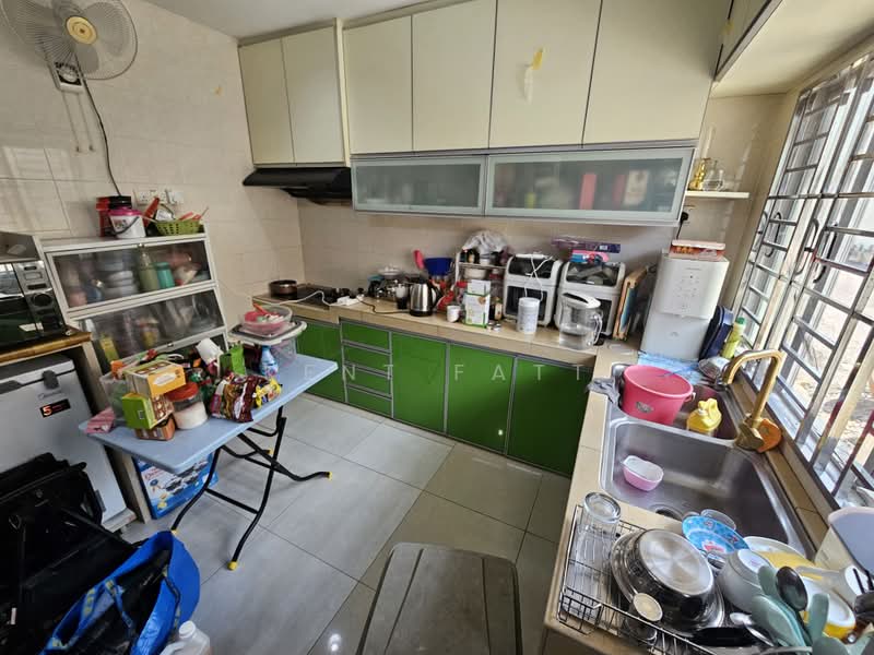 Rumah Teres 1.5 Tingkat untuk Dijual di Happy Garden (Kuchai Lama) - Kent Fatt - Kitchen - PropertyGuru.com.my