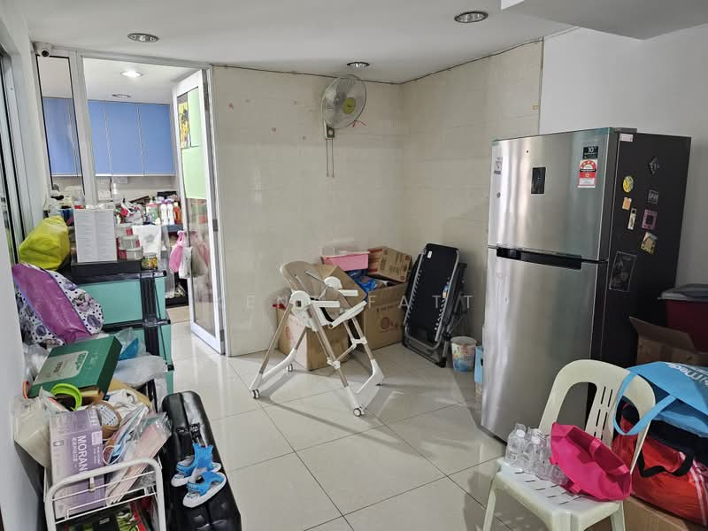 Rumah Teres 1.5 Tingkat untuk Dijual di Happy Garden (Kuchai Lama) - Kent Fatt - Kitchen - PropertyGuru.com.my