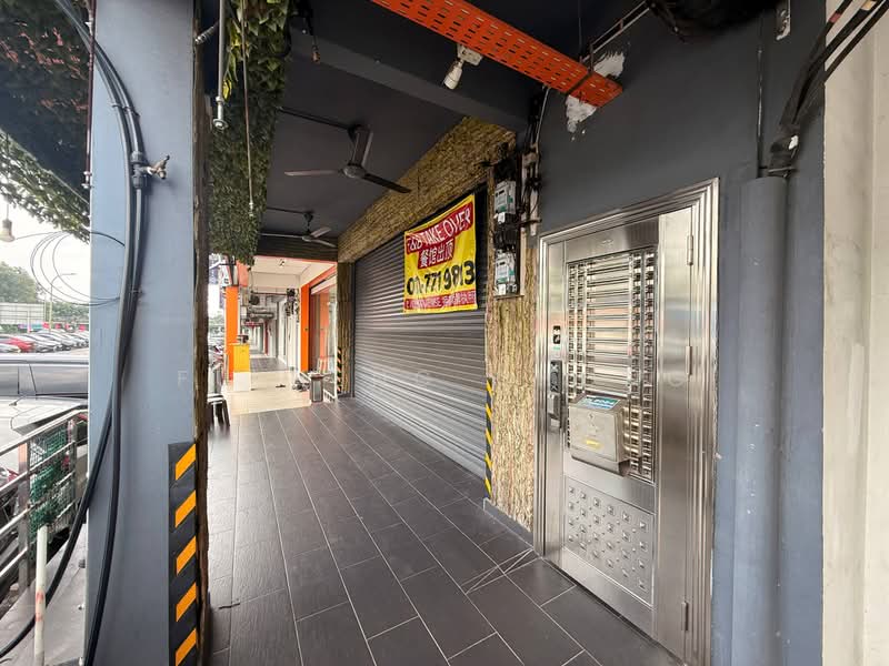 Kedai / Pejabat untuk Dijual di Taman Nusa Bestari Jaya (Iskandar Puteri (Nusajaya)) - Fu Heng Chong - Exterior - PropertyGuru.com.my