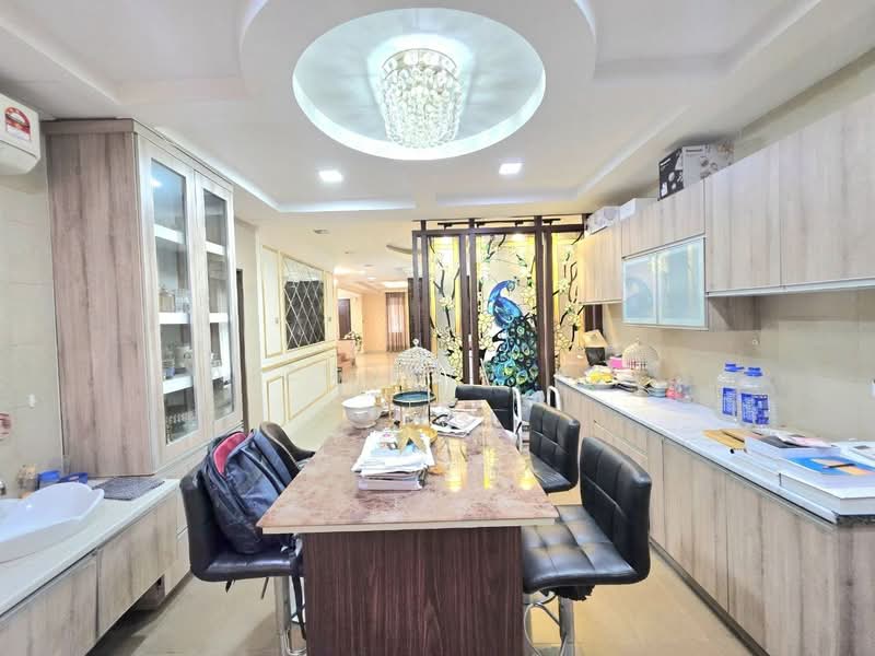 Bungalow for Sale in Taman Aman Perdana (Kapar) - Aizuddin Ali - Kitchen - PropertyGuru.com.my