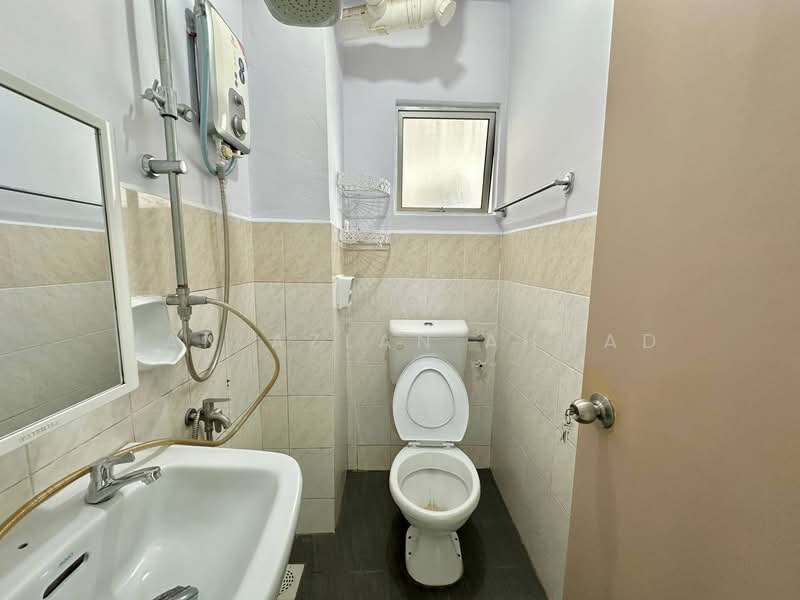 Flat for Sale at Flora Damansara Flat - Wan Azlan Ahmad - PropertyGuru.com.my