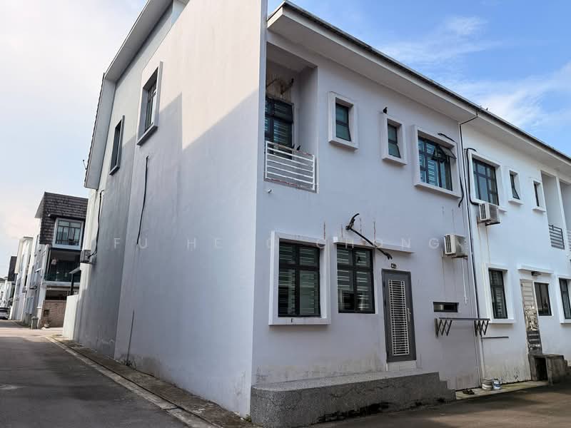 Rumah Teres 3 Tingkat untuk Dijual di Taman Kempas Utama (Tebrau) - Fu Heng Chong - Exterior - PropertyGuru.com.my