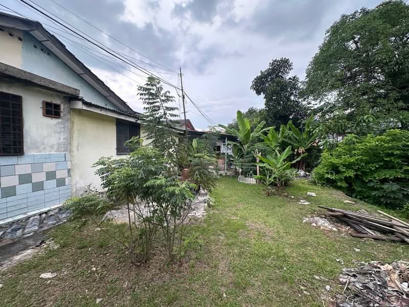 1-storey Terraced House for Sale in Taman Ehsan (Kepong) - Wan Azlan Ahmad - PropertyGuru.com.my