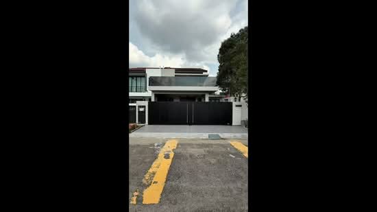 Semi-Detached House for Sale in Bandar Dato Onn (Tebrau) - Fu Heng Chong - PropertyGuru.com.my