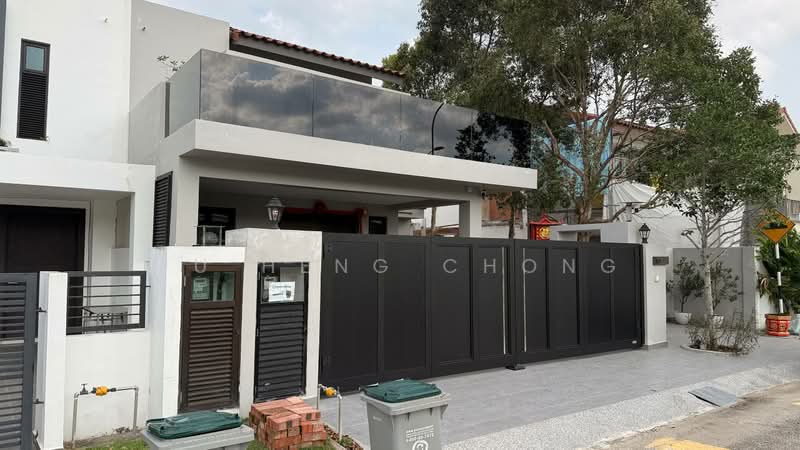 Semi-Detached House for Sale in Bandar Dato Onn (Tebrau) - Fu Heng Chong - Exterior - PropertyGuru.com.my