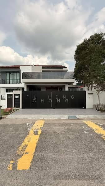 Semi-Detached House for Sale in Bandar Dato Onn (Tebrau) - Fu Heng Chong - Exterior - PropertyGuru.com.my