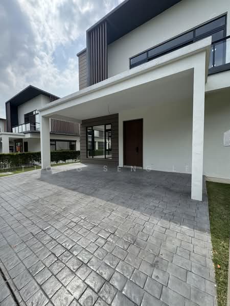 Bungalow House for Sale in Diamond City (Semenyih) - Tiong Seng Lee - Exterior - PropertyGuru.com.my