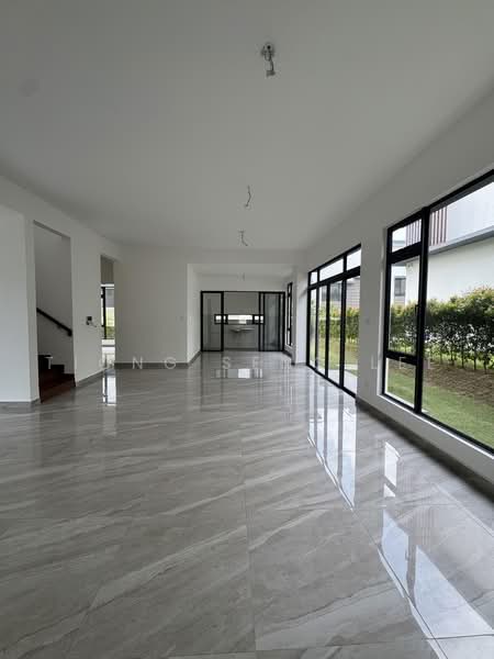 Bungalow House for Sale in Diamond City (Semenyih) - Tiong Seng Lee - Living Room - PropertyGuru.com.my