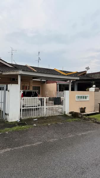 Rumah Teres 1 Tingkat untuk Dijual di Taman Kota Masai (Pasir Gudang) - Fu Heng Chong - Exterior - PropertyGuru.com.my