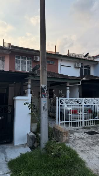 Rumah Teres 2 Tingkat untuk Dijual di Taman Bukit Dahlia (Pasir Gudang) - Fu Heng Chong - Exterior - PropertyGuru.com.my