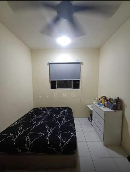 Pangsapuri untuk Dijual di Idaman Selasih - Leong . - Bedroom - PropertyGuru.com.my