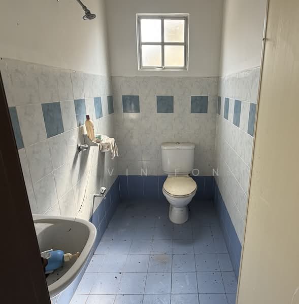 Rumah Berkembar untuk Dijual di Bandar Puteri Jaya (Sungai Petani) - Calvin Fong - Common bathroom  - PropertyGuru.com.my
