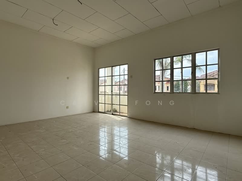 Rumah Berkembar untuk Dijual di Bandar Puteri Jaya (Sungai Petani) - Calvin Fong - Part of master bedroom - PropertyGuru.com.my