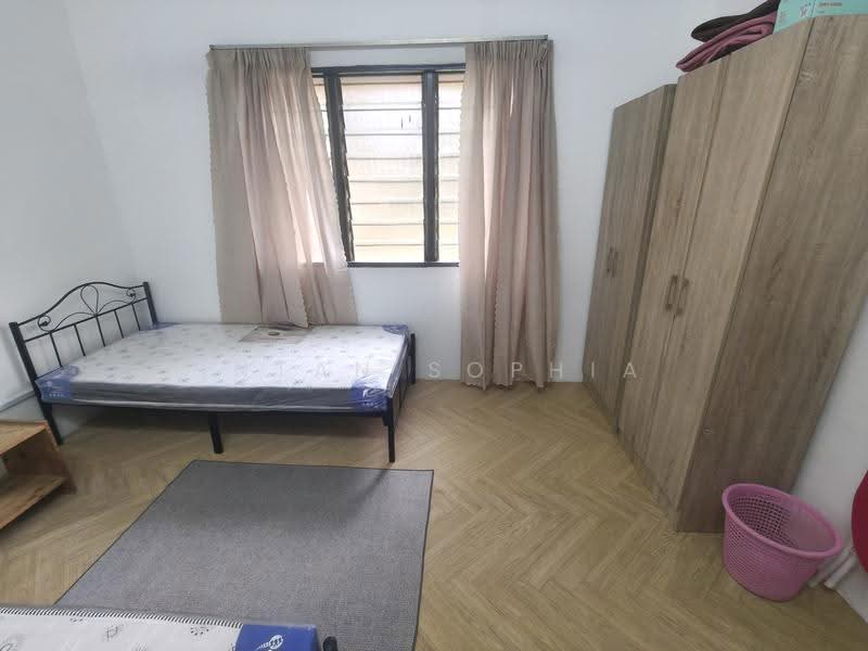 Rumah Flat untuk Disewa di Rumah Pangsa Nilam Sari - Intan Sophia - Bedroom - PropertyGuru.com.my