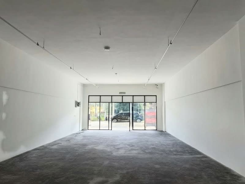 Retail Space for Rent in Puchong (Selangor) - Sara Low - Interior - PropertyGuru.com.my