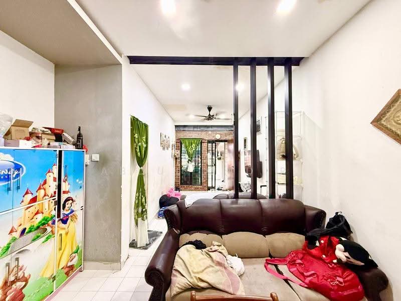 Rumah Teres 1-Tingkat untuk Dijual di Bandar Baru Bangi (Selangor) - Abdul Qadir - Living Room - PropertyGuru.com.my