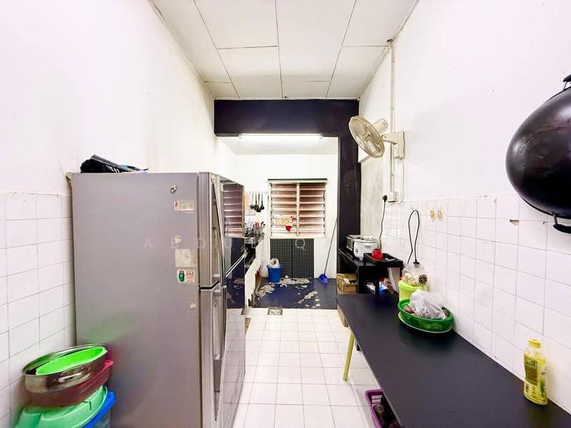 Rumah Teres 1-Tingkat untuk Dijual di Bandar Baru Bangi (Selangor) - Abdul Qadir - Kitchen - PropertyGuru.com.my