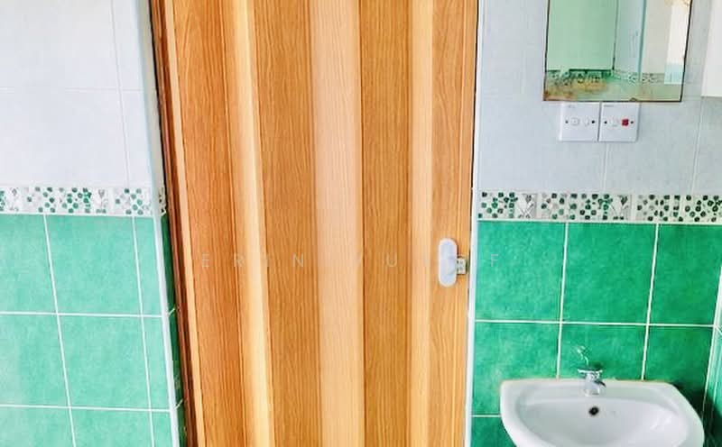 Flat for Rent at Flat Taman Melati - Erin Yusof - Bathroom - PropertyGuru.com.my