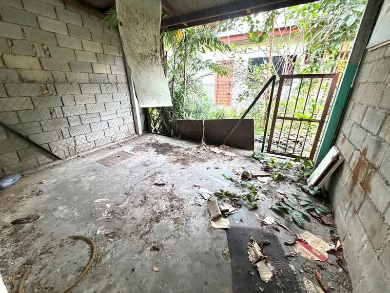 2-storey Terraced House for Sale in Taman Puteri Wangsa (Ulu Tiram) - Daniel Yong - Exterior - PropertyGuru.com.my