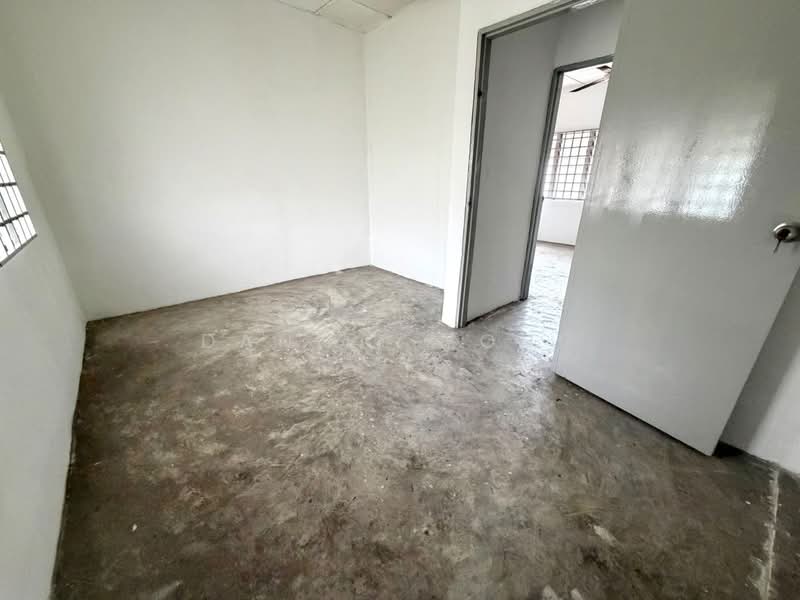 2-storey Terraced House for Sale in Taman Puteri Wangsa (Ulu Tiram) - Daniel Yong - Interior - PropertyGuru.com.my