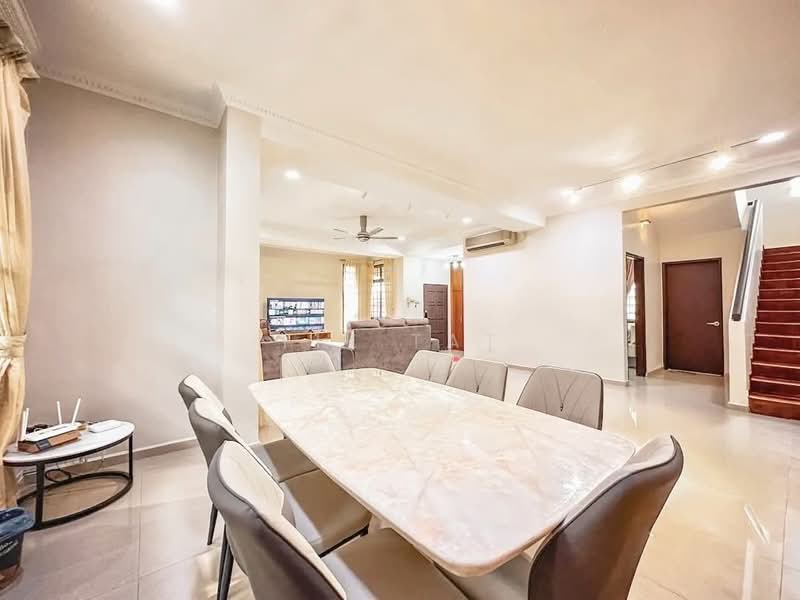 Bungalow for Sale in Bukit Kesenangan (Johor Bahru) - Yik Tat - PropertyGuru.com.my