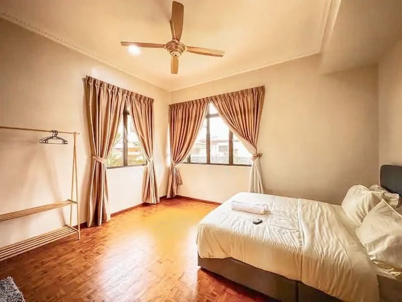 Bungalow for Sale in Bukit Kesenangan (Johor Bahru) - Yik Tat - PropertyGuru.com.my