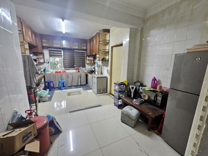 Rumah Teres 2-Tingkat untuk Dijual di Taman Puchong Perdana (Puchong) - Kent Fatt - Kitchen - PropertyGuru.com.my