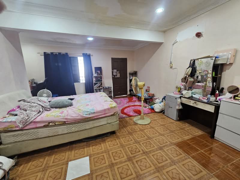Rumah Teres 2-Tingkat untuk Dijual di Taman Puchong Perdana (Puchong) - Kent Fatt - Bedroom - PropertyGuru.com.my