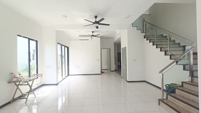 Semi-Detached House for Rent in Serendah (Selangor) - Chong Hwee Lee - Living Room - PropertyGuru.com.my