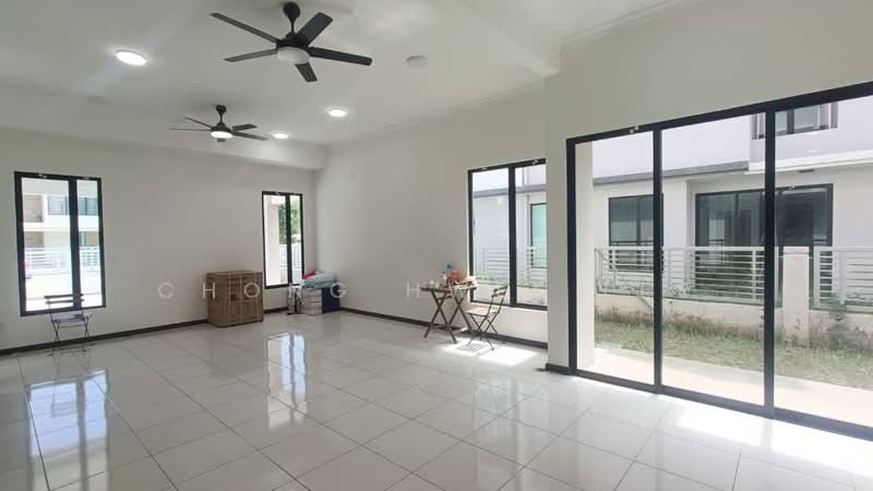 Semi-Detached House for Rent in Serendah (Selangor) - Chong Hwee Lee - Living Room - PropertyGuru.com.my