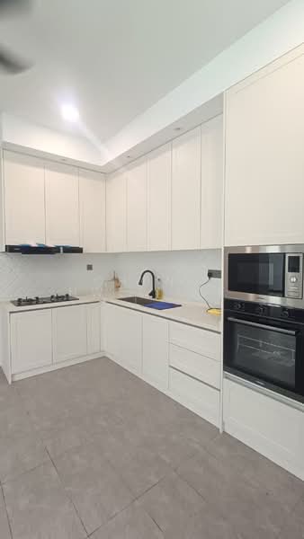 Semi-Detached House for Rent in Serendah (Selangor) - Chong Hwee Lee - Kitchen - PropertyGuru.com.my