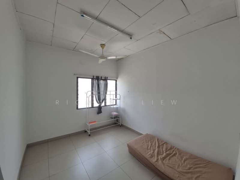 2-storey Terraced House for Sale in SS2 (Petaling Jaya) - Richard Liew - Bedroom - PropertyGuru.com.my