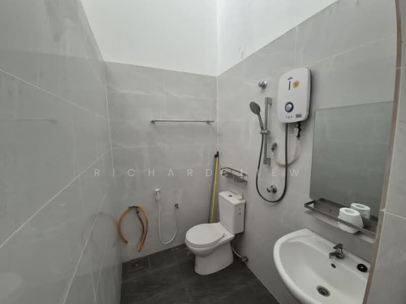 2-storey Terraced House for Sale in SS2 (Petaling Jaya) - Richard Liew - Bathroom - PropertyGuru.com.my