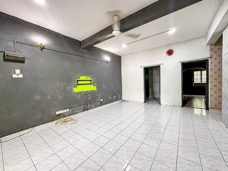 2-storey Terraced House for Sale in Taman Seri Mewah (Kajang) - Wan Azlan Ahmad - PropertyGuru.com.my
