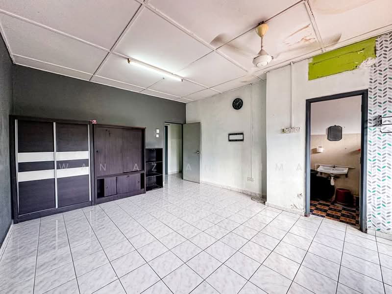 2-storey Terraced House for Sale in Taman Seri Mewah (Kajang) - Wan Azlan Ahmad - PropertyGuru.com.my