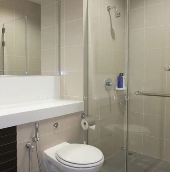 Service Residence for Sale at One One Eight (118 @ Island Plaza) - Piek Ha Ng - Bathroom - PropertyGuru.com.my