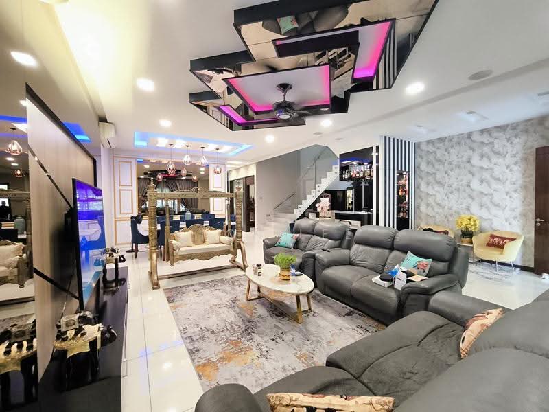 Rumah Teres 2-Tingkat untuk Dijual di Bandar Kinrara Seksyen 8 (Bandar Kinrara) - Leon Lee - Living Room - PropertyGuru.com.my