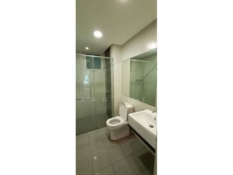 Service Residence for Sale at V Residence 3 @ Sunway Velocity - Bao Jie - Bathroom - PropertyGuru.com.my