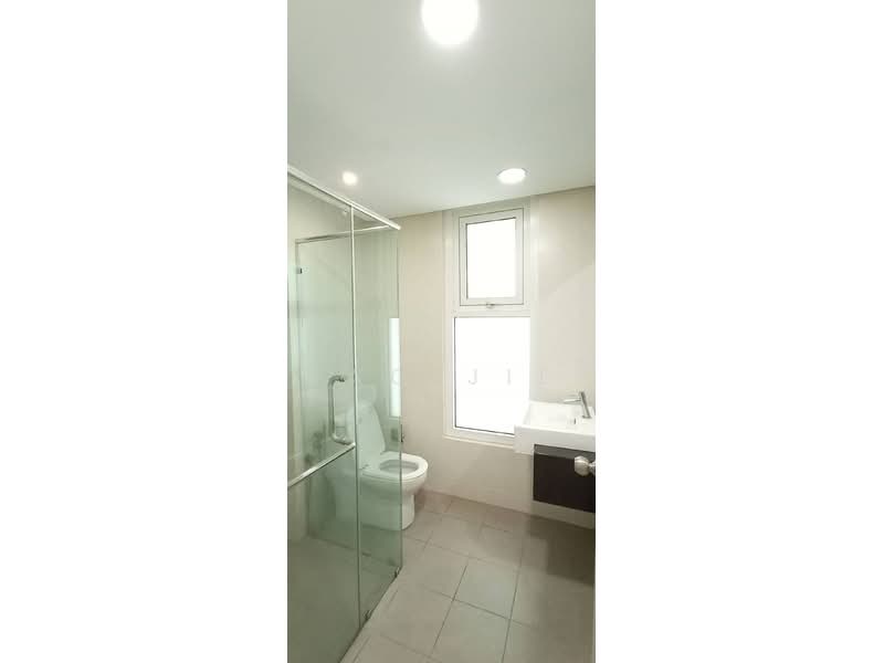 Service Residence for Sale at V Residence 3 @ Sunway Velocity - Bao Jie - Bathroom - PropertyGuru.com.my