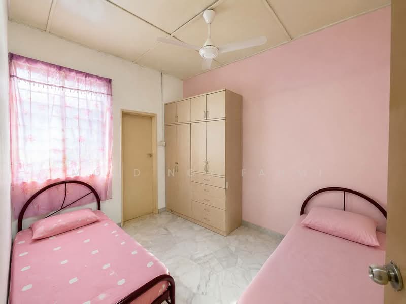 Townhouse for Sale in Taman Melati (Setapak) - Mohd Nor Fahmi - Bedroom - PropertyGuru.com.my