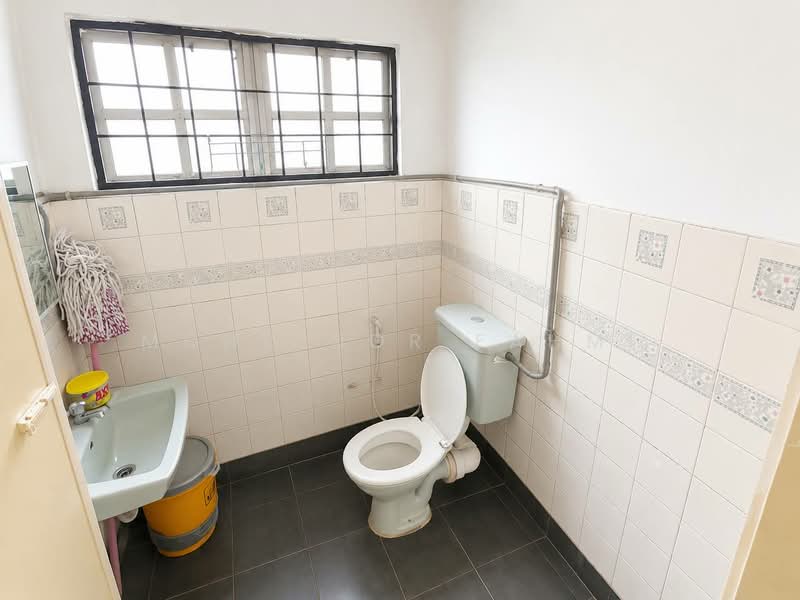 Townhouse for Sale in Taman Melati (Setapak) - Mohd Nor Fahmi - Bathroom - PropertyGuru.com.my